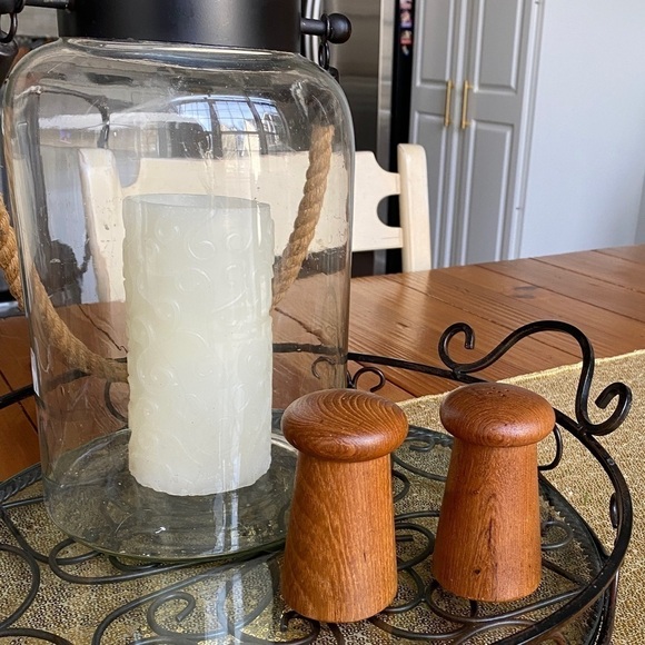 Mushroom Teak Salt N Pepper Shakers Mid Century Modern 1960’s - Picture 7 of 8